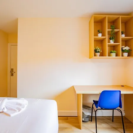 Stylish 4br In The Heart Of 아파트