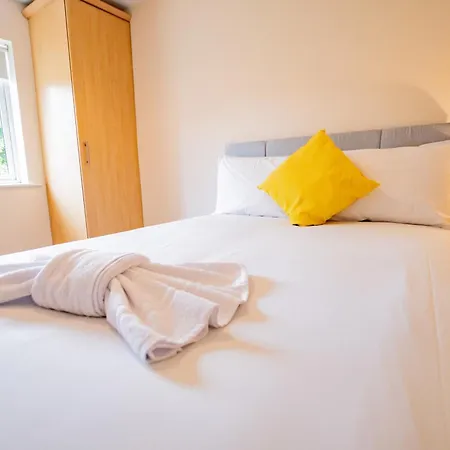 아파트 Stylish 4br In The Heart Of *